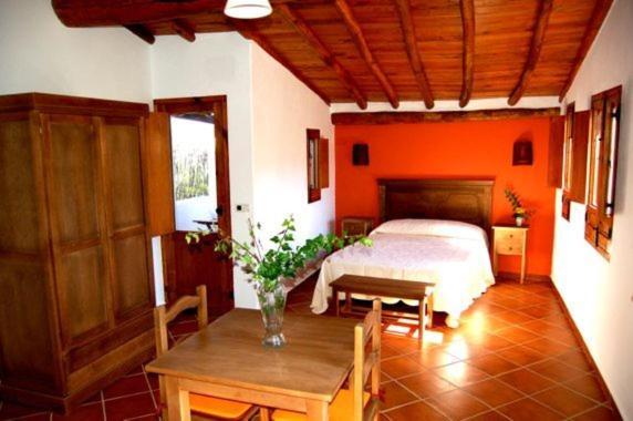 La Molinilla Apartamentos Y Hammam (Adults Only) Linares de la Sierra Phòng bức ảnh